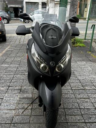DAFRA MAXSYM 400i 
